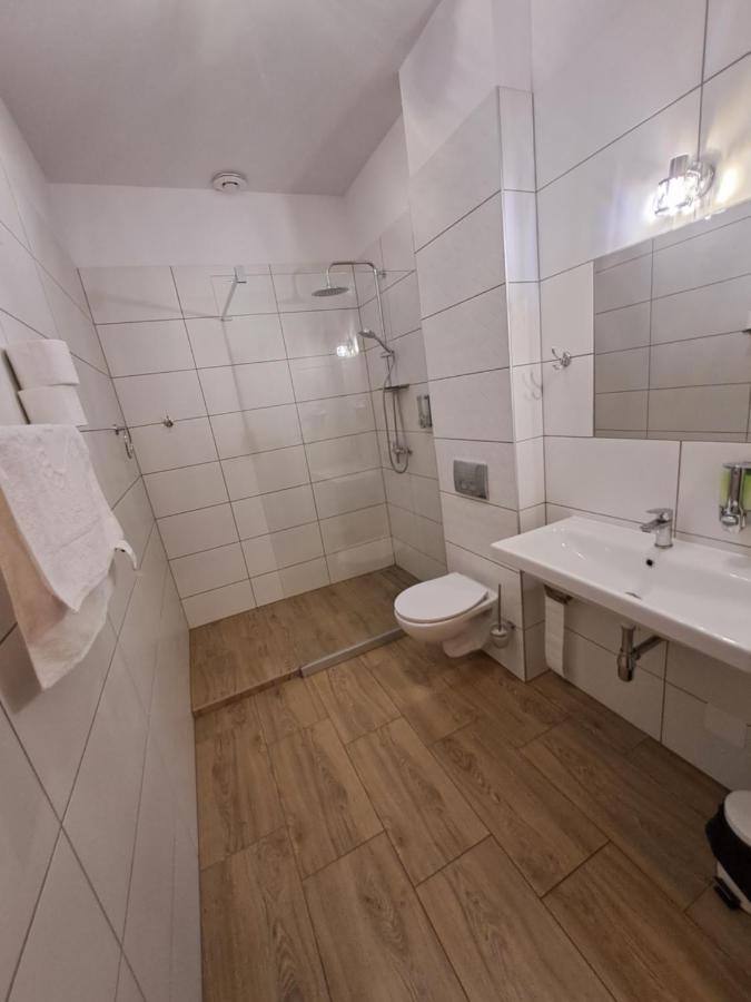 Dworek Staropolski Poznań Kültér fotó